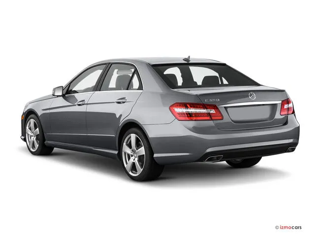 2012 Mercedes-Benz C-Class photo 2